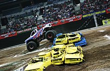 MONSTER JAM